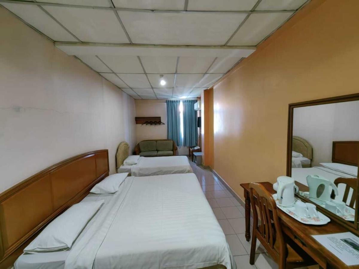 Century Hotel Inanam Kota Kinabalu Exterior foto